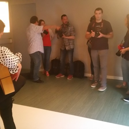 Taller d'iniciació a la fotografia d'estudi.