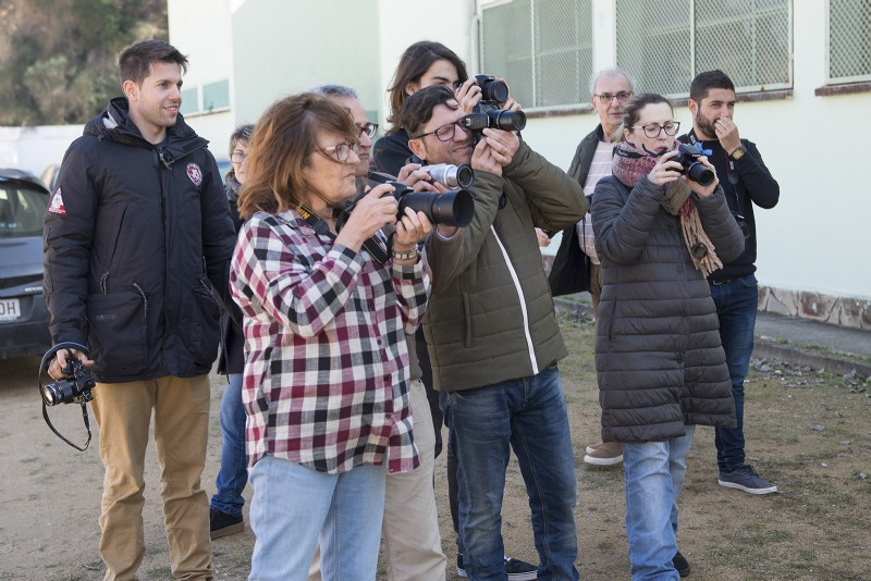 Comença el curs d'iniciació a la fotografia.